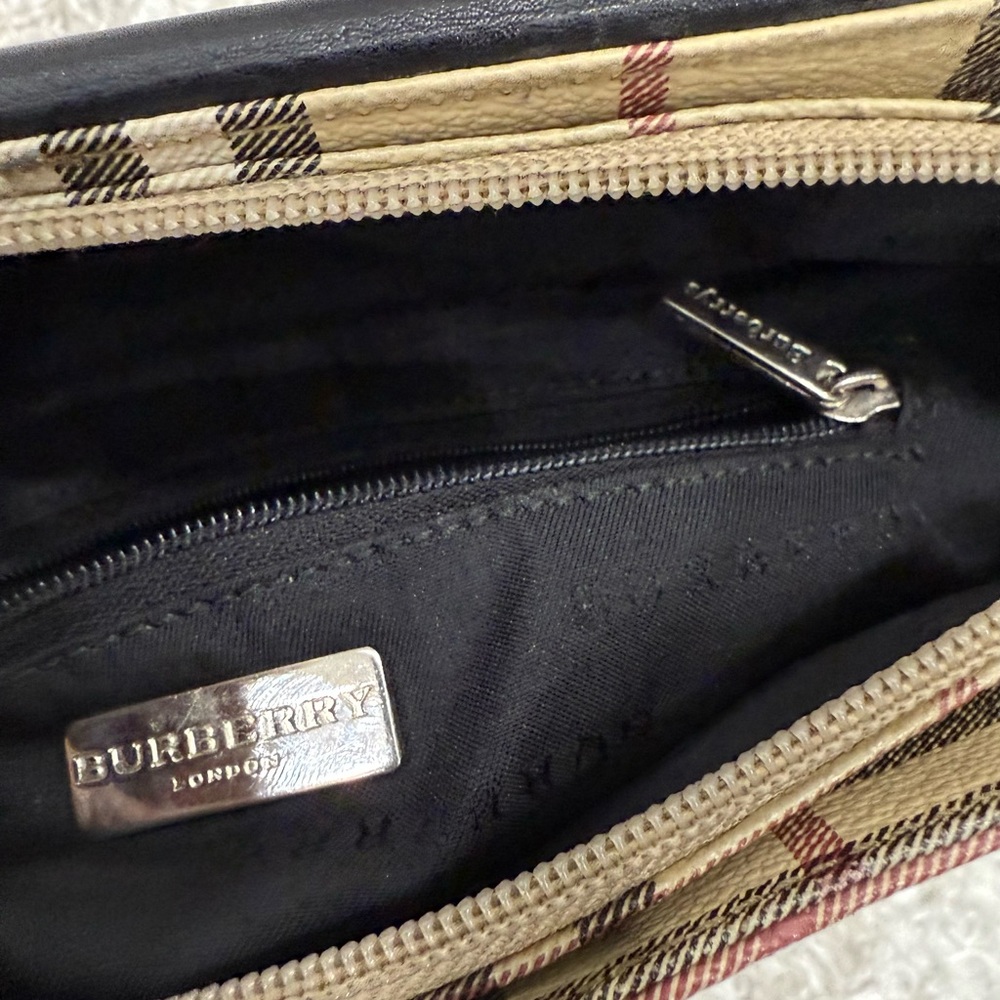 Burberry Checkered Shoulder Bag - Picture 16 of 16